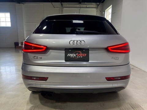 2015 Audi Q3 2.0T quattro Premium Plus