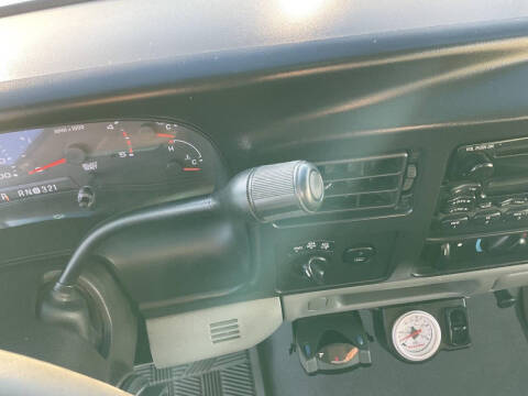 2005 Ford Excursion XLT