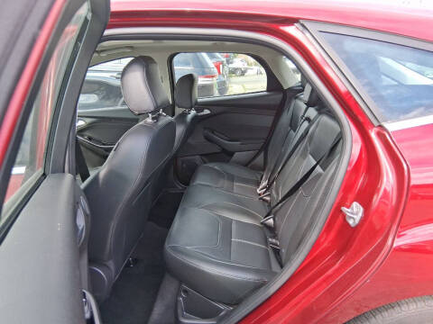 2017 Ford Focus Titanium