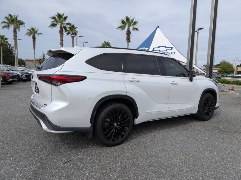 2023 Toyota Highlander XSE