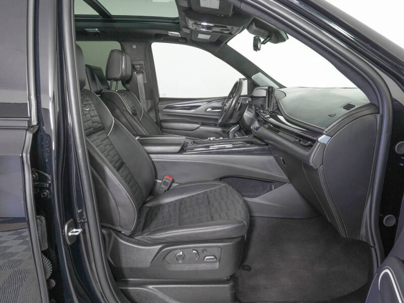 2023 Cadillac Escalade-V