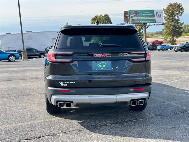 2025 GMC Acadia Elevation