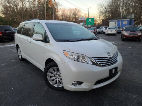 2011 Toyota Sienna Limited 7-Passenger