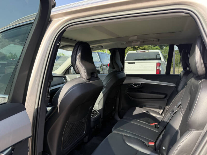 2023 Volvo XC90 B5 Core