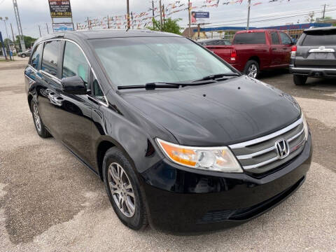 2012 Honda Odyssey for sale at HALEMAN AUTO SALES in San Antonio TX