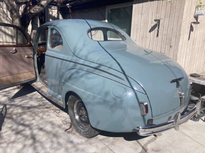 1941 Ford Deluxe