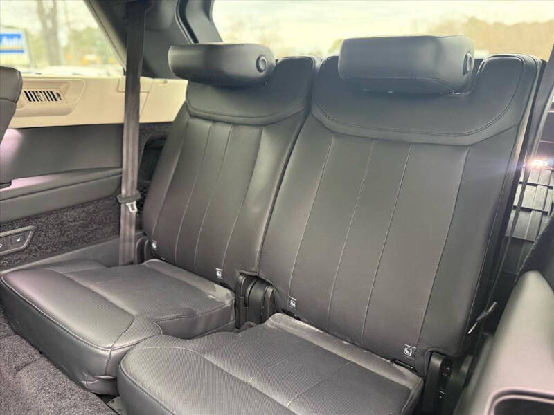 2023 Land Rover Range Rover P530 SE LWB