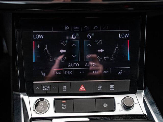 2021 Audi e-tron quattro Premium