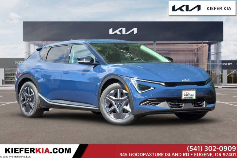 2025 Kia EV6 Light L/R's photo