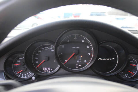 2013 Porsche Panamera 4