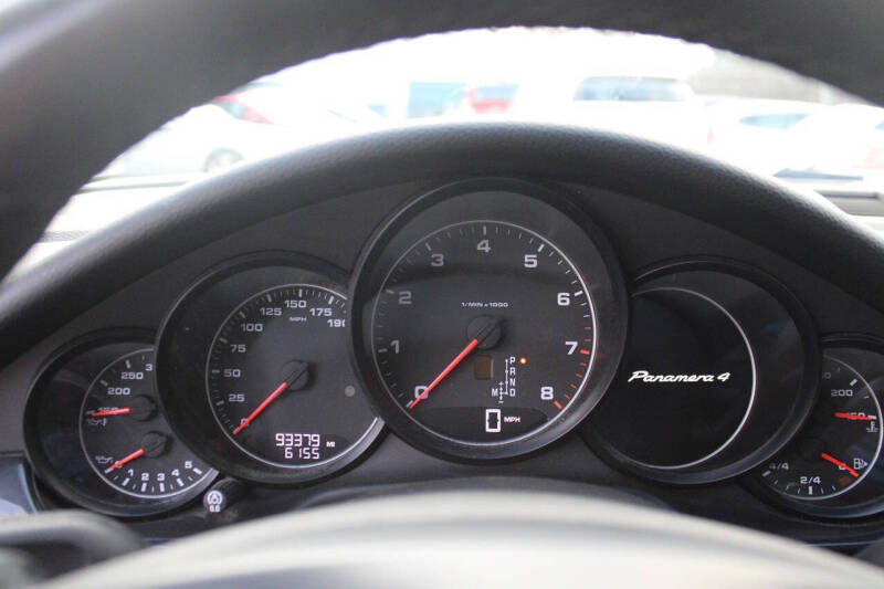 2013 Porsche Panamera 4