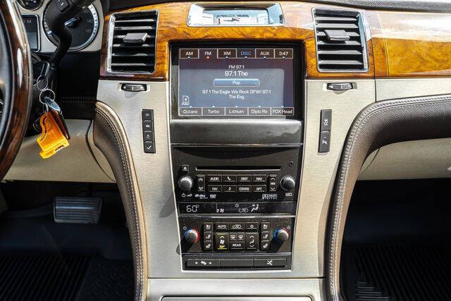 2013 Cadillac Escalade Platinum Edition