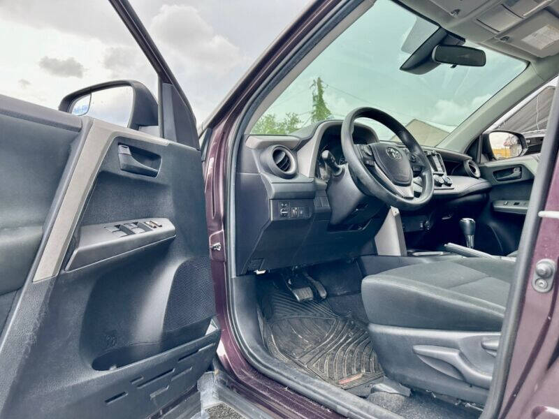 2018 TOYOTA RAV4 SUV / Crossover - $23,995