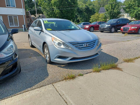 2011 Hyundai Sonata for sale at Reliable Motors in Seekonk MA