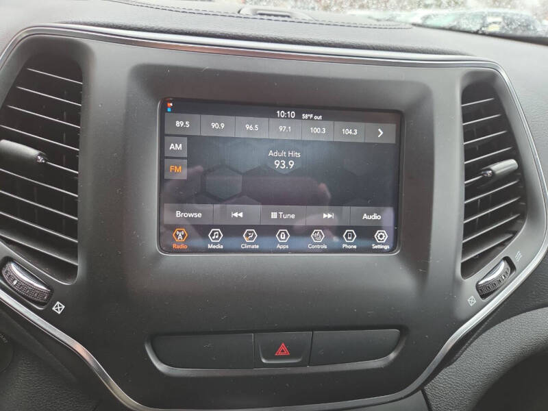 2019 Jeep Cherokee Latitude