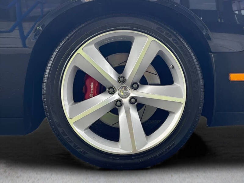 2008 Dodge Challenger SRT8