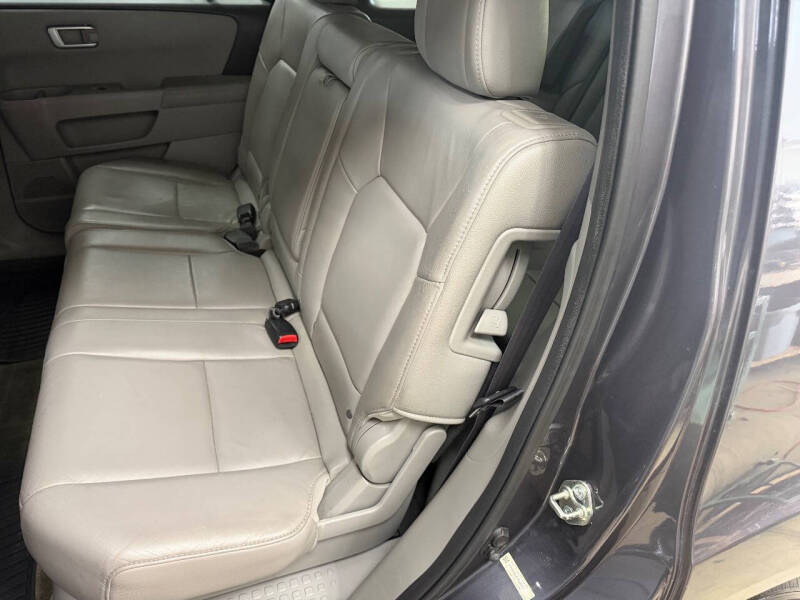 2015 Honda Pilot EX-L - Photo 11