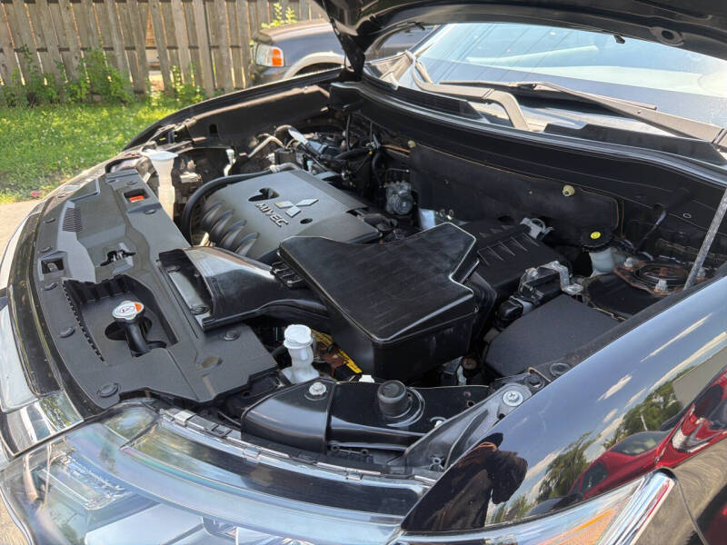2016 Mitsubishi Outlander SE