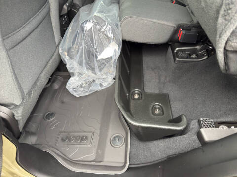 2026 Jeep Gladiator Sport