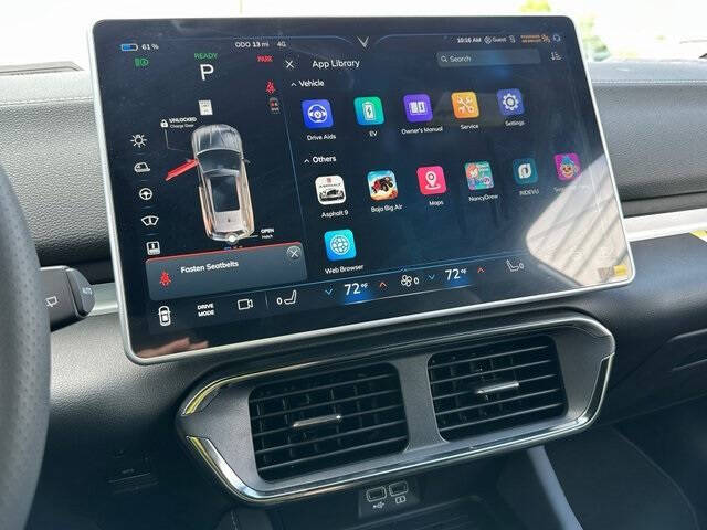 2025 VinFast VF8 Plus