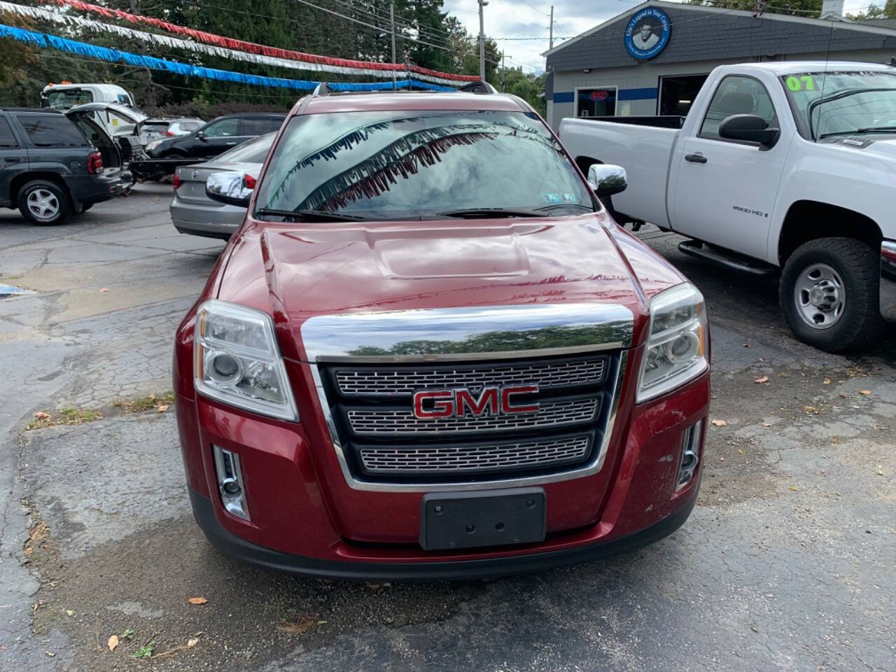 2011 GMC Terrain for sale at Chuckie Bizzarro's Fleetwing Auto in Erie, PA