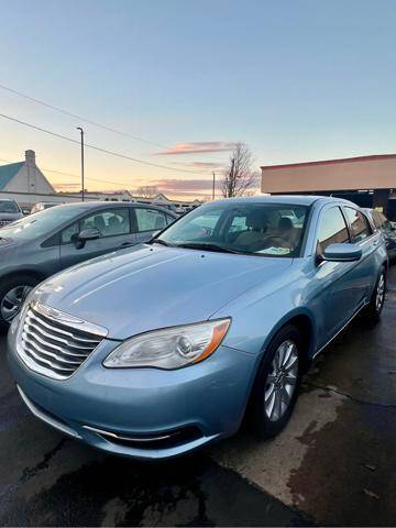 2012 Chrysler 200 for sale at AUTOWORLD in Chester VA