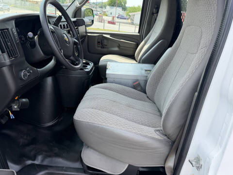 2015 Chevrolet Express 2500