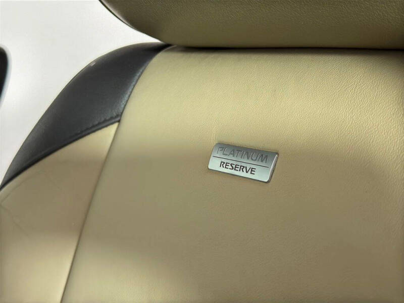 2015 Nissan Armada