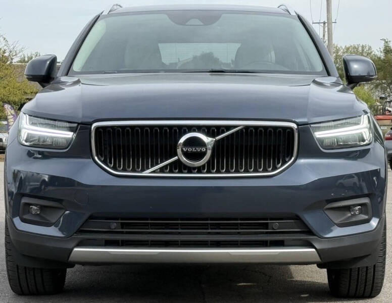 2021 Volvo XC40 T5 Momentum