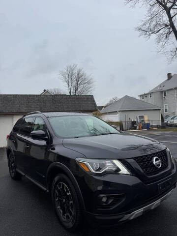 2020 Nissan Pathfinder SL