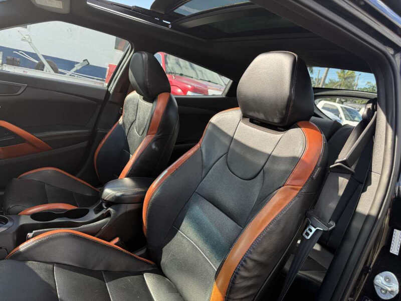 2016 Hyundai Veloster Turbo