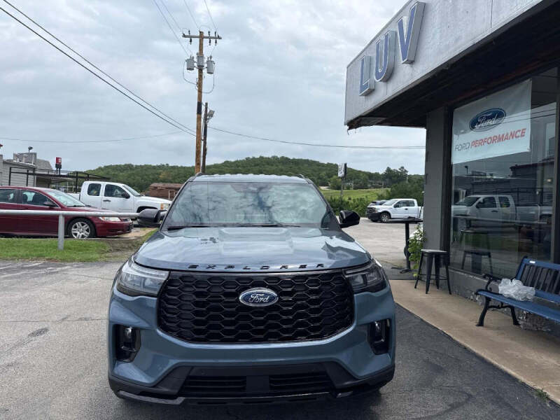 2026 Ford Explorer ST-Line