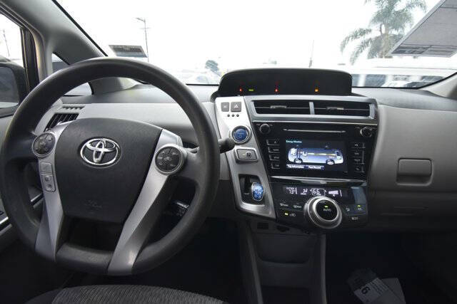 2016 Toyota Prius v Two