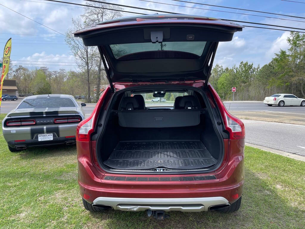 2017 Volvo XC60 for sale at INTEGRITY AUTO in Dothan, AL