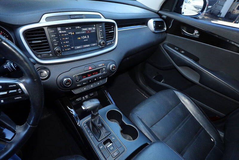 2019 Kia Sorento EX Sport