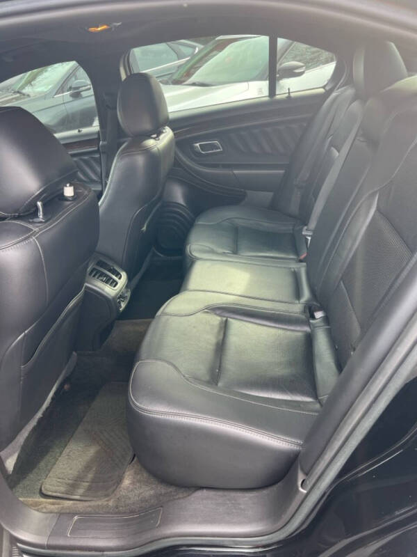 2018 Ford Taurus Limited