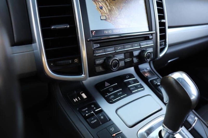 2015 Porsche Cayenne Turbo