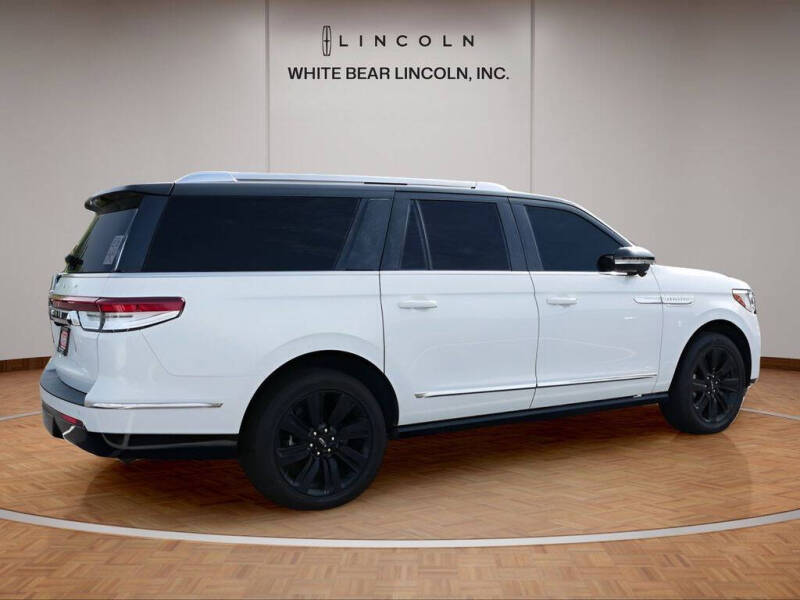2024 Lincoln Navigator L Reserve
