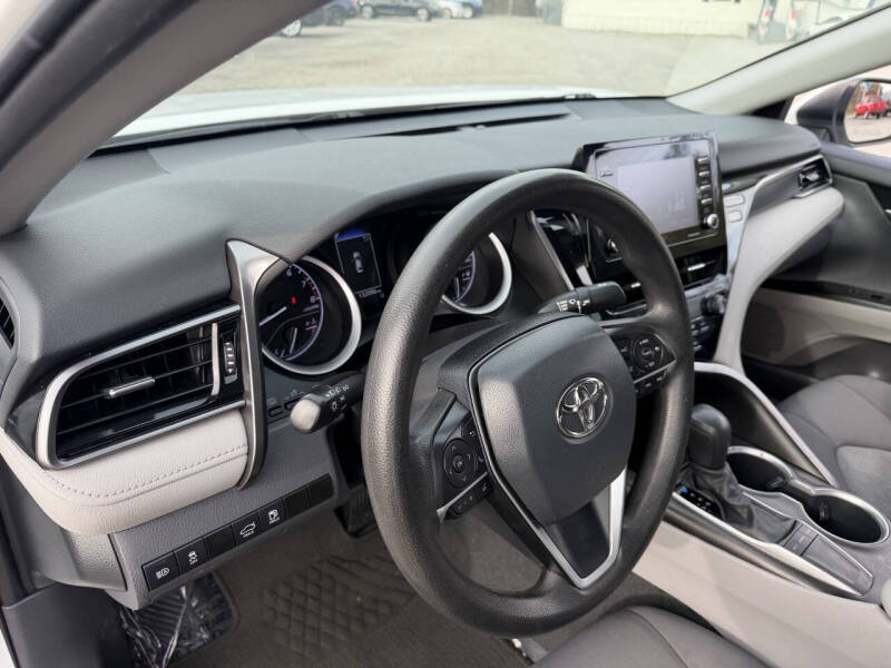 2022 Toyota Camry LE