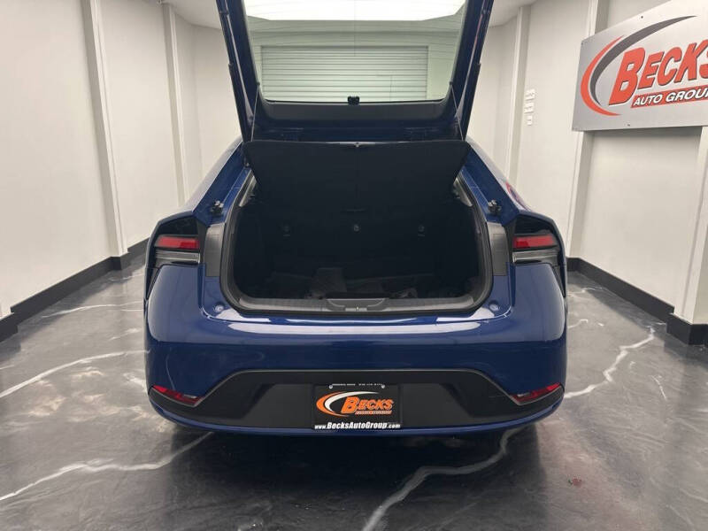 2023 Toyota Prius Limited