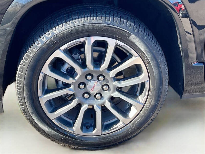 2021 GMC Acadia Denali