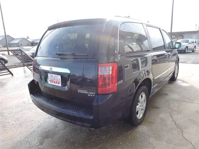 2010 Dodge Grand Caravan SXT