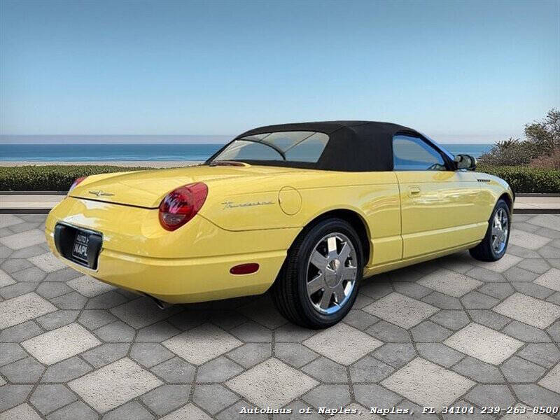 2002 Ford Thunderbird Deluxe