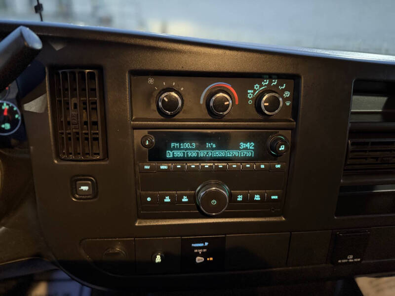 2016 Chevrolet Express 2500