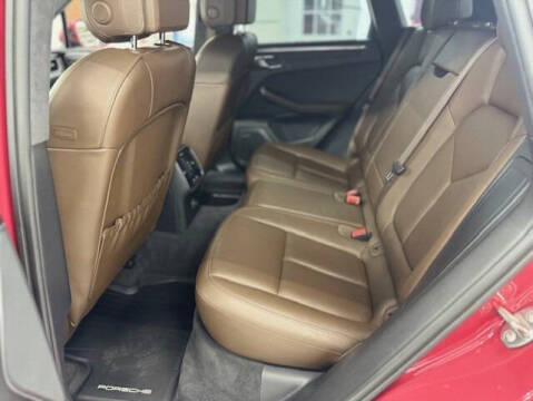 2015 Porsche Macan Turbo