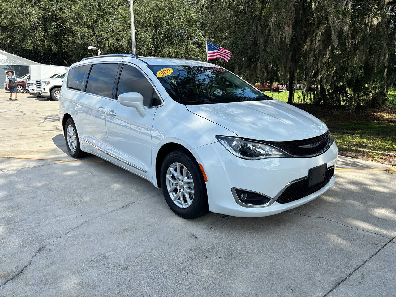 2020 Chrysler Pacifica for sale at MILLENNIUM AUTO BROKERS LLC in Saint Cloud, FL