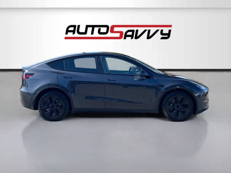 2025 Tesla Model Y Long Range