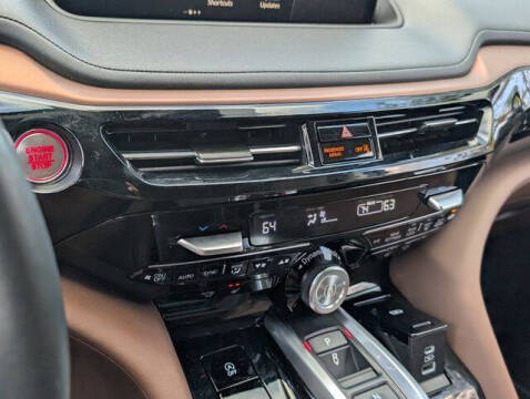 2024 Acura MDX w/Tech