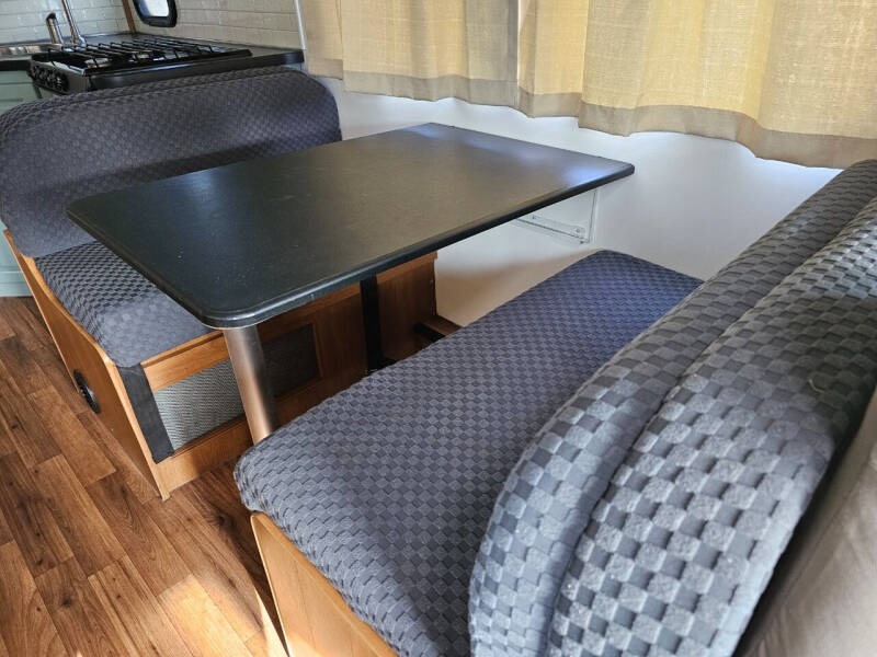 2015 FORD ECONOLINE E450 CLASS C THOR MAJESTIC 28A MOTORHOME