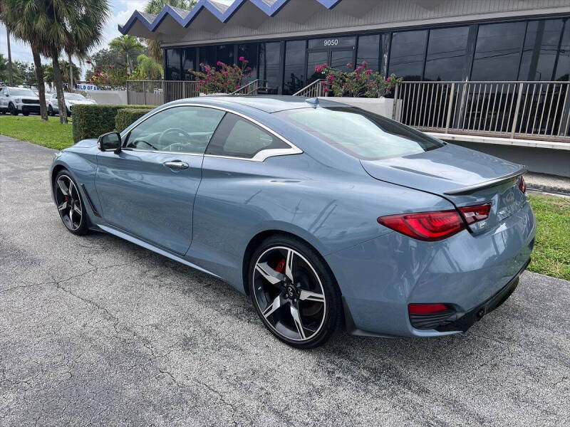 2021 Infiniti Q60 Red Sport 400